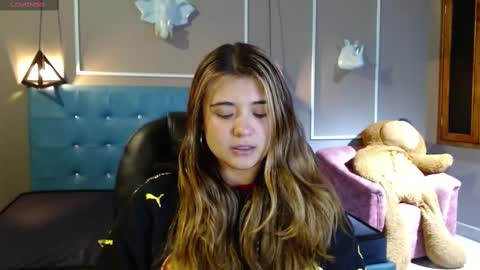 _jeessy online show from 09/25/25, 04:27