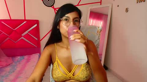 Jesica online show from 02/09/25, 05:43