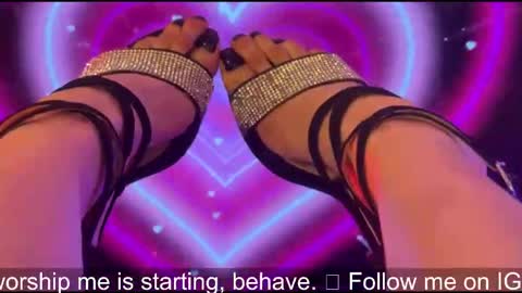 Snapshot of _jessy_moon_ chatting on 10/10/25, 07:02 ... online show from 10/10/25, 07:02