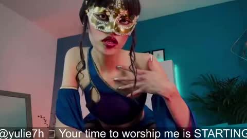 Snapshot of _jessy_moon_ chatting on 10/23/25, 06:50 ... online show from 10/23/25, 06:50