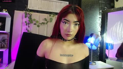 Mia online show from 12/21/24, 01:42