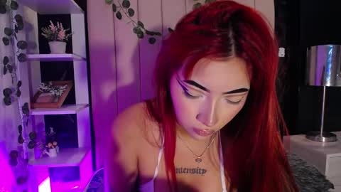 Mia online show from 01/22/25, 03:51