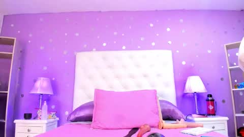 Snapshot of _johnson_alana chatting on 10/02/25, 02:02 _johnson_alana online show from 10/02/25, 02:02