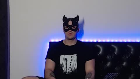 Snapshot of _joni_new_ chatting on 11/15/25, 03:26 Joni online show from 11/15/25, 03:26