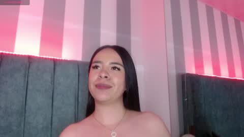 Snapshot of _julietaa chatting on 12/10/24, 06:06 Julieta online show from 12/10/24, 06:06