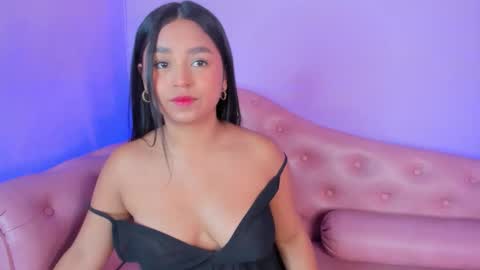 _julisweet_ online show from 11/05/25, 12:27