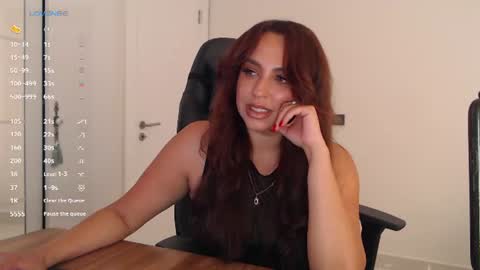 _just_a_queen_3 online show from 06/11/26, 05:44