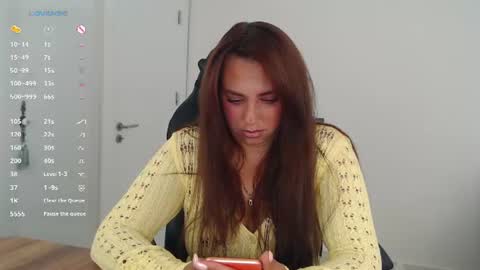 _just_a_queen_3 online show from 07/21/26, 06:21
