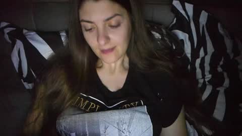 _just_a_simple_girl online show from 12/09/24, 04:15