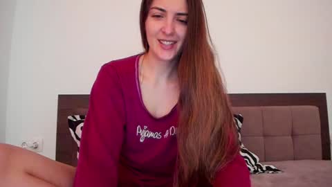 _just_a_simple_girl online show from 12/12/24, 10:56