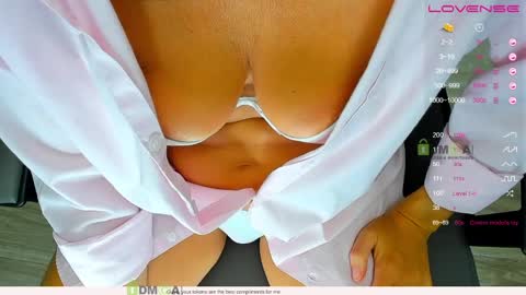 _justcallme_ online show from 06/08/26, 12:49