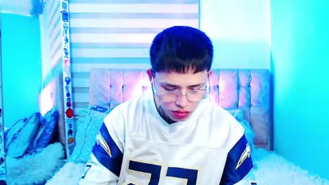 mod online show from 05/08/26, 08:03
