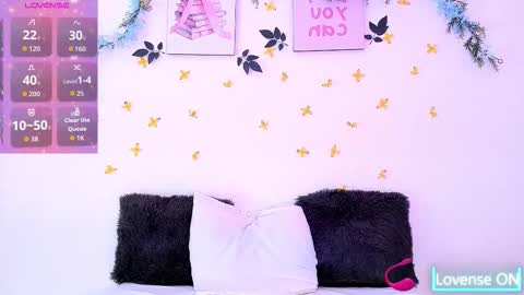 Karen online show from 10/12/25, 06:34