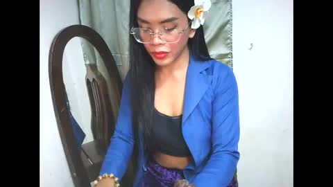 _karie_ online show from 10/14/25, 01:34