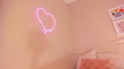 karol online show from 10/16/25, 01:34