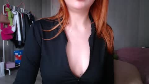 katemiller online show from 12/26/24, 08:50