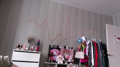 katemiller online show from 11/24/25, 05:51