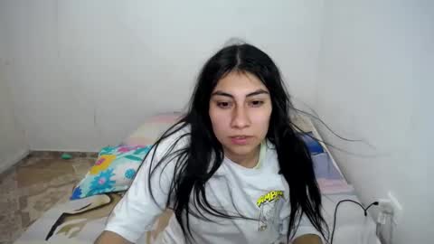 Snapshot of _katerin_love chatting on 12/04/24, 12:52 kateryn online show from 12/04/24, 12:52