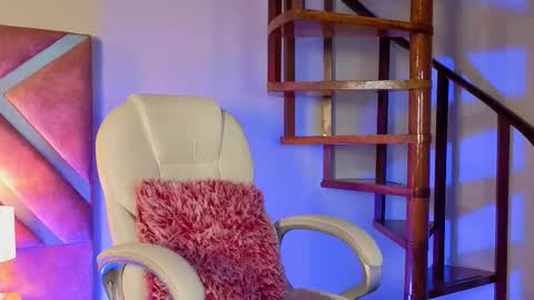 Snapshot of _kelly_hous36 chatting on 11/18/25, 12:53 kelly online show from 11/18/25, 12:53