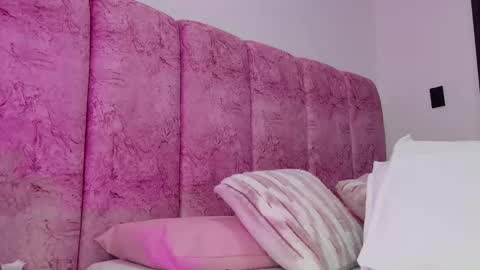 Snapshot of _kendall_07 chatting on 01/05/26, 05:27 Kendall online show from 01/05/26, 05:27