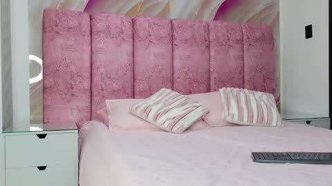 Snapshot of _kendall_07 chatting on 02/19/26, 11:50 Kendall online show from 02/19/26, 11:50