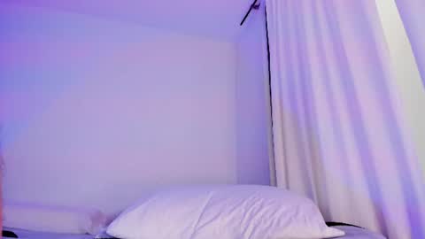 Snapshot of _kevin_xxx chatting on 06/14/26, 08:11 online show from 06/14/26, 08:11