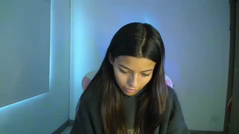 Snapshot of _khloe_sweet chatting on 03/12/25, 06:00 khloe sweet online show from 03/12/25, 06:00