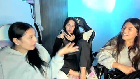 Snapshot of _khloe_sweet chatting on 09/10/25, 01:16 khloe sweet online show from 09/10/25, 01:16