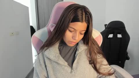 Snapshot of _khloe_sweet chatting on 10/16/25, 02:07 khloe sweet online show from 10/16/25, 02:07