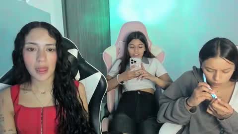 Snapshot of _khloe_sweet chatting on 10/21/25, 10:10 khloe sweet online show from 10/21/25, 10:10