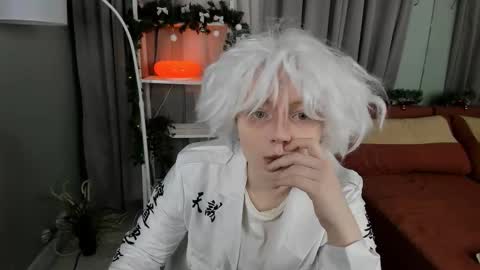 Li online show from 12/15/25, 08:46