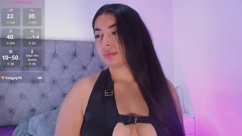 _kimtorres_ online show from 10/09/25, 01:14