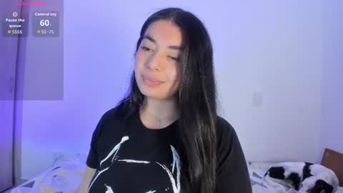 _kimtorres_1 online show from 07/01/26, 05:02