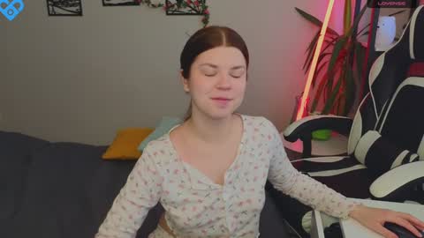 Molly   Emily online show from 01/22/25, 05:37