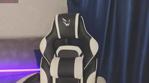 Molly   Emily online show from 09/14/25, 05:34