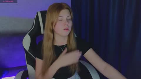 Molly   Emily online show from 10/05/25, 02:26