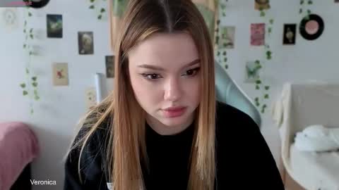 Snapshot of _kitekat_ chatting on 11/05/25, 08:03 _kitekat_ online show from 11/05/25, 08:03