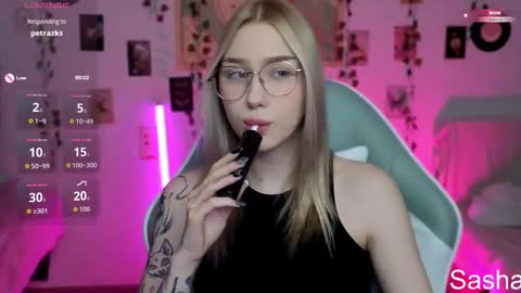 Snapshot of _kitekat_ chatting on 11/07/25, 11:32 _kitekat_ online show from 11/07/25, 11:32