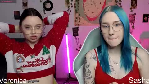 Snapshot of _kitekat_ chatting on 12/16/25, 09:36 _kitekat_ online show from 12/16/25, 09:36