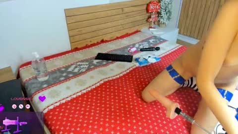 Snapshot of _kitty_rose chatting on 01/25/25, 11:32 Kitty Cat online show from 01/25/25, 11:32