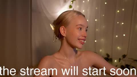 Snapshot of _kkkhaleesi_ chatting on 02/14/26, 10:06 DENI online show from 02/14/26, 10:06
