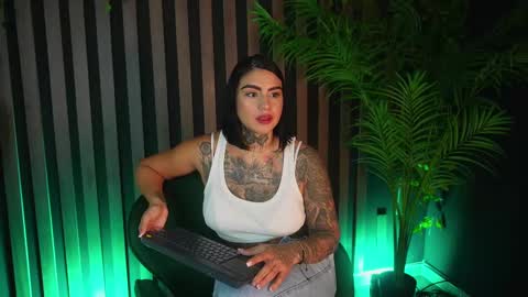   online show from 02/25/25, 10:18