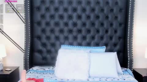 Snapshot of _krystal_cambell chatting on 09/25/25, 08:23 _krystal_cambell online show from 09/25/25, 08:23