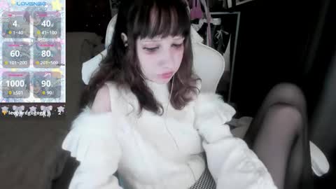  kuro  online show from 10/03/25, 07:38