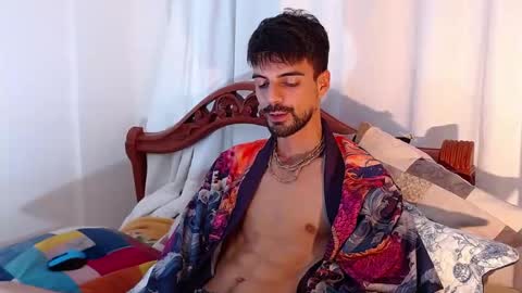 Snapshot of _kurt420 chatting on 12/15/25, 01:32 KURT online show from 12/15/25, 01:32