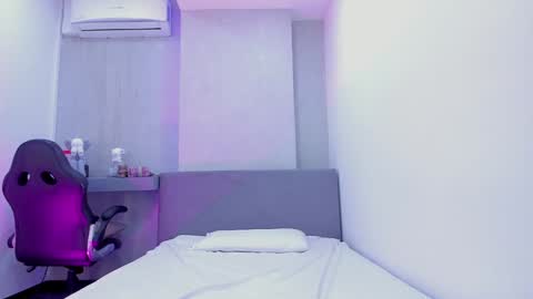 Kylie online show from 01/26/25, 10:24