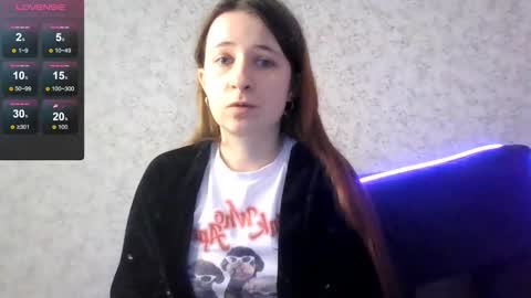 Snapshot of _kylle_ chatting on 09/27/25, 10:09 _kylle_ online show from 09/27/25, 10:09