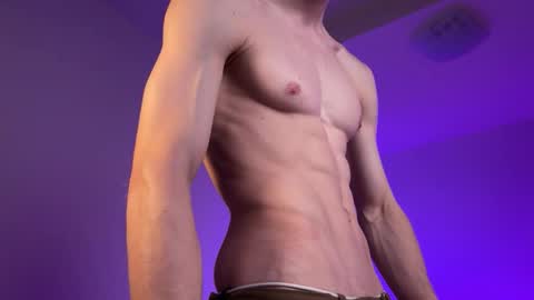 Snapshot of _l0l_ chatting on 02/03/25, 03:31 T-1000 online show from 02/03/25, 03:31