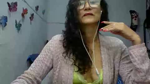 SANDRA online show from 09/12/25, 03:28