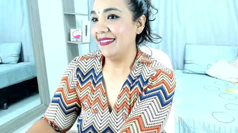 NAILHA SAJANI  online show from 12/02/24, 03:25